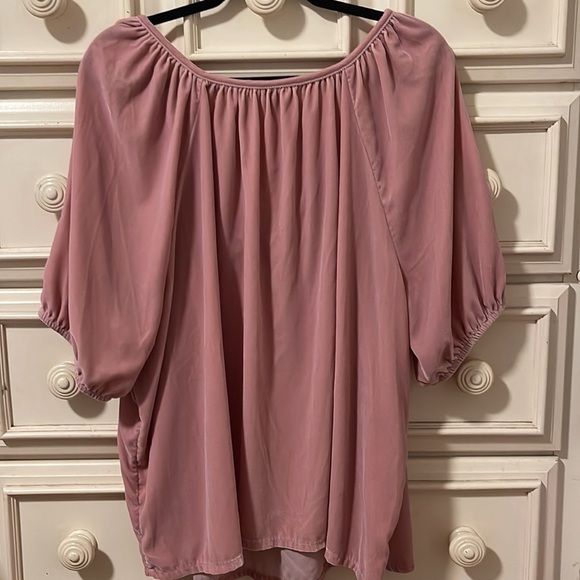 Nwot Old Navy Women's Velvet Swing Blouse. - Picture 3 of 5
